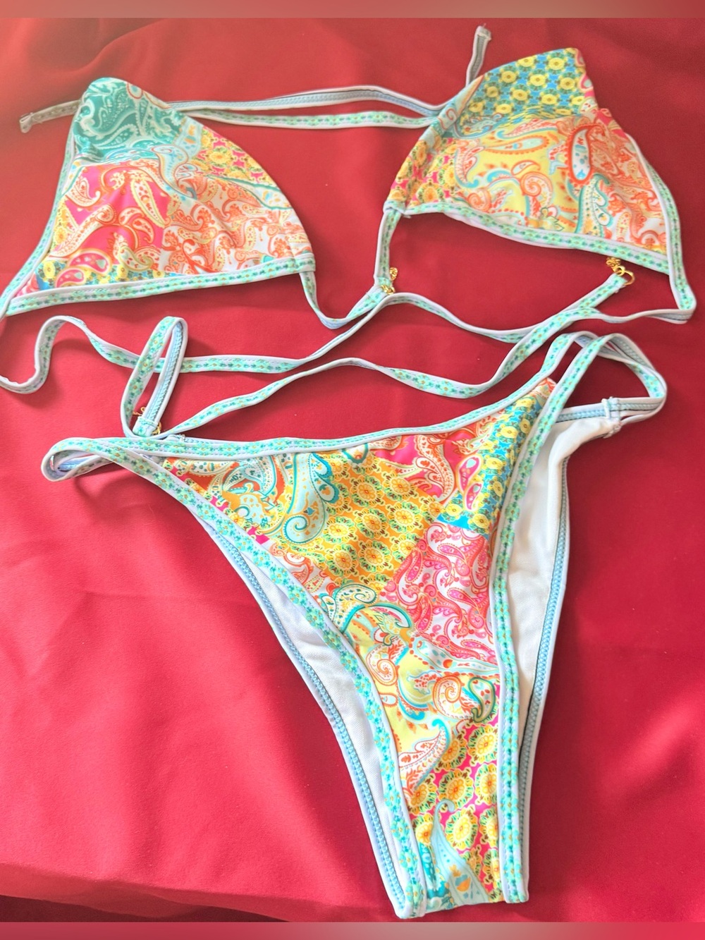 Paisley Print Triangle Bikini Set - Multicolor